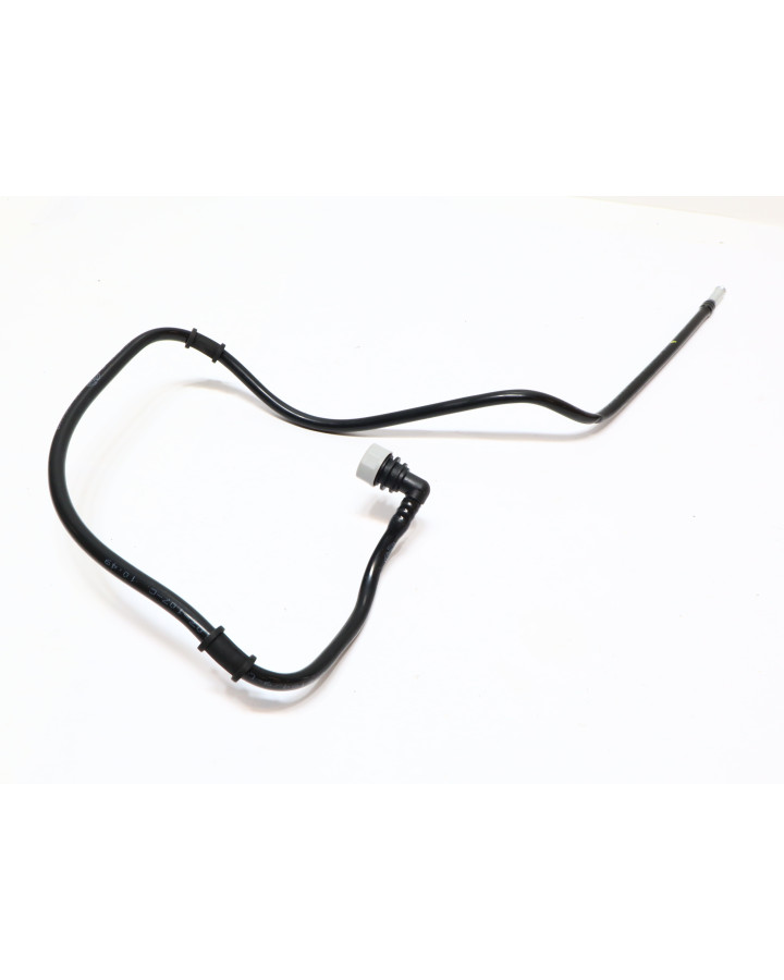 Piaggio NRG Power PureJet , bränslereturrör