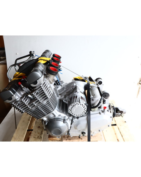 Yamaha XJ900S Diversion, motor