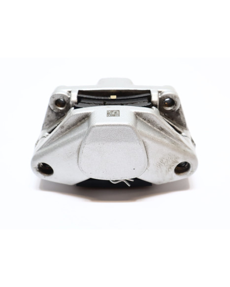 Drax Storm, bromsok bak