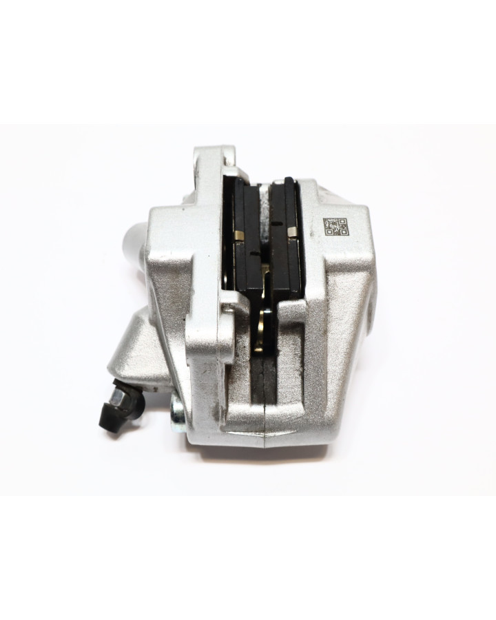 Drax Storm, bromsok bak