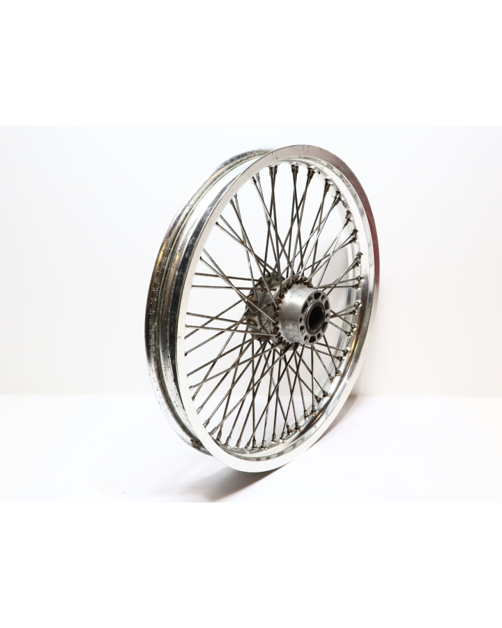 Suzuki VS 800 Intruder, framfälg