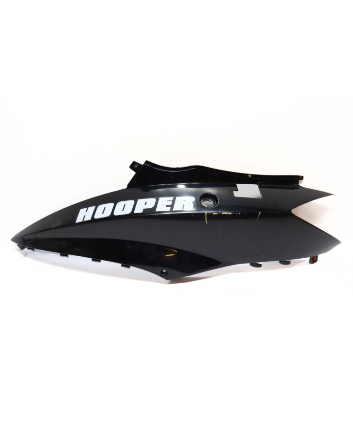 Hooper One, bakre sidokåpa vänster