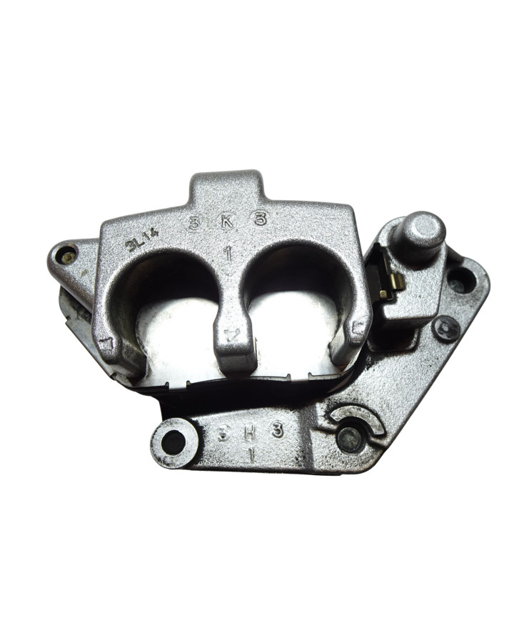 Harley-Davidson Sportster 883, bromsok fram