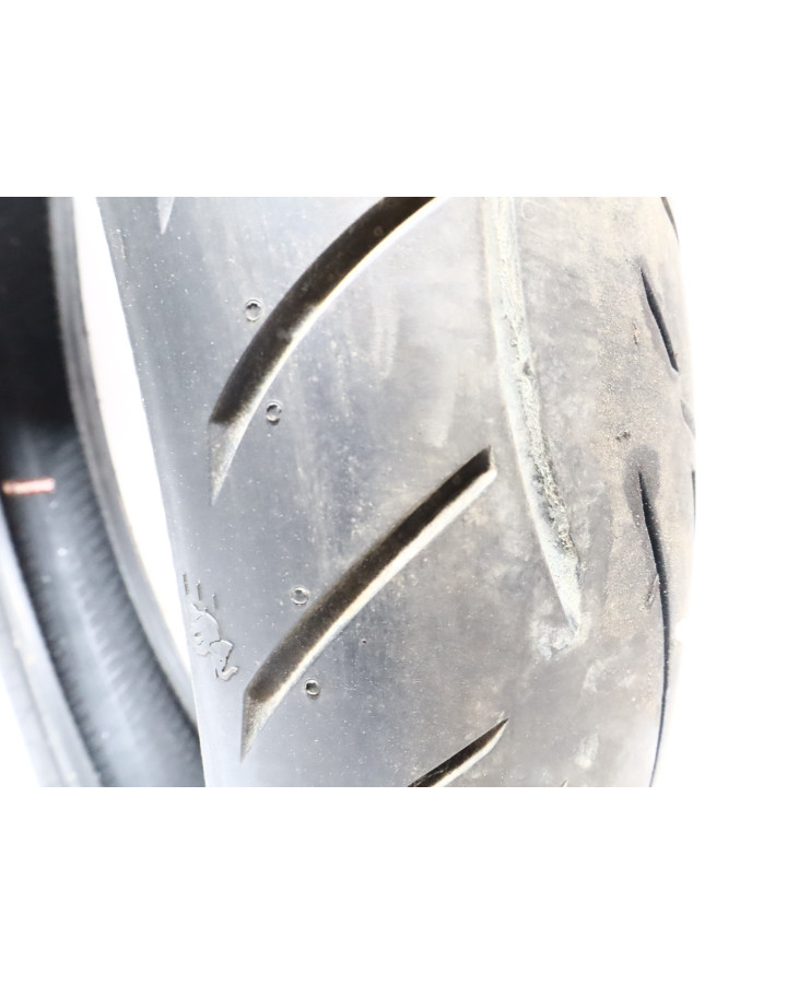 Däck, Metzeler 120/70 ZR17