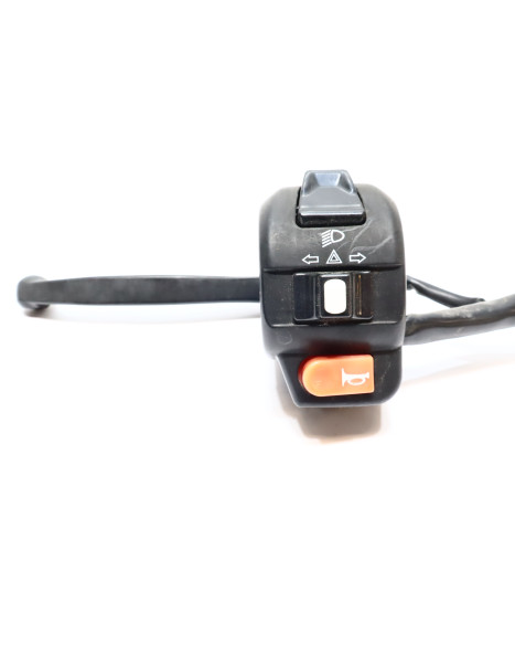 MotoCR Comet, omkopplare vänster