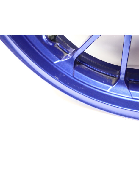 Yamaha YZF-R125, bakfälg