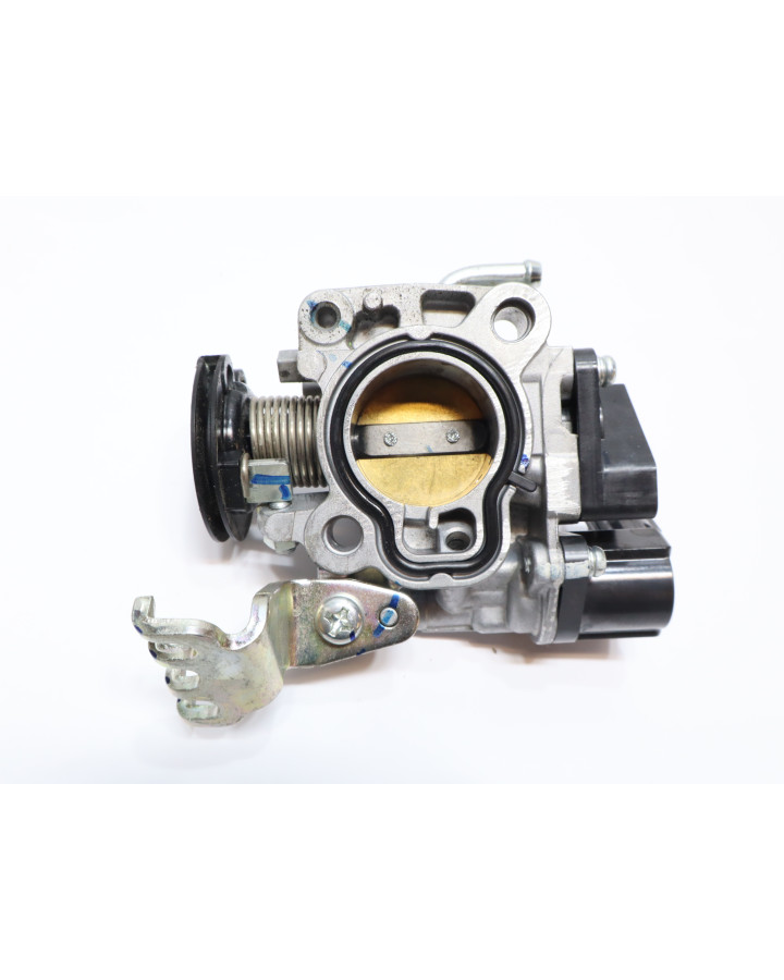 Yamaha YZF-R125, gasspjäll/insprut