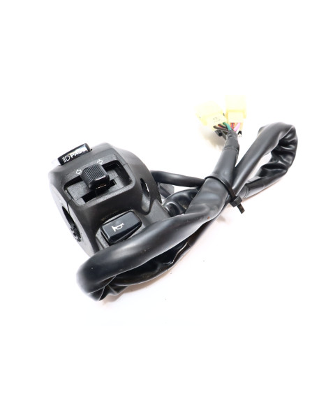 Yamaha YZF-R125, omkopplare vänster