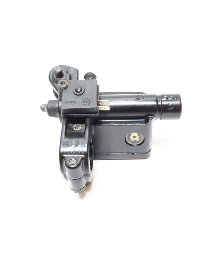 Royal Enfield Himalayan 410, bromscylinder fram