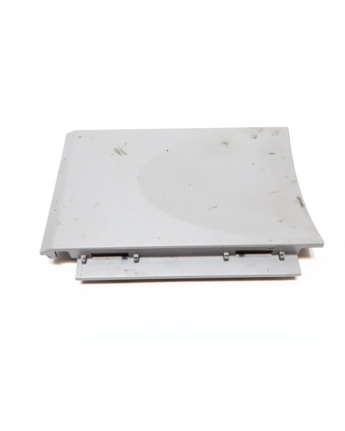 Yamaha YZF-R125, inre bakre plastdetalj 2