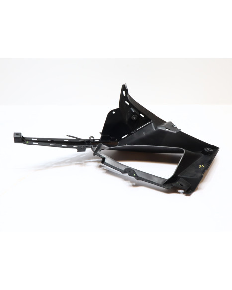 Yamaha YZF-R125, inre sidokåpa höger