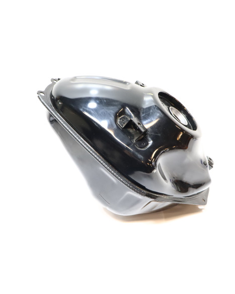 Yamaha YZF-R125, bränsletank