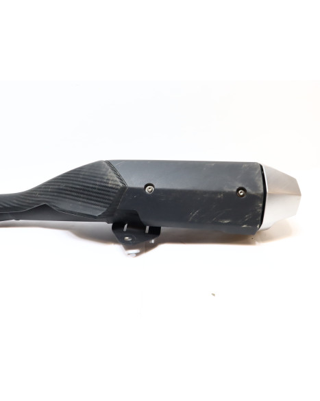 Yamaha YZF-R125, avgassystem