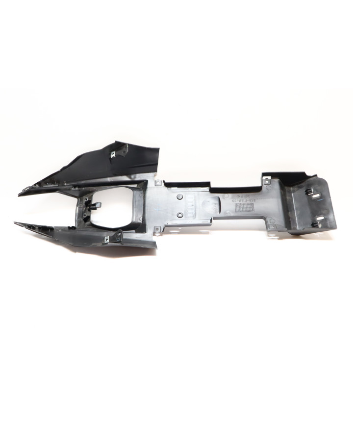 Yamaha YZF-R125, inre stänkskärm