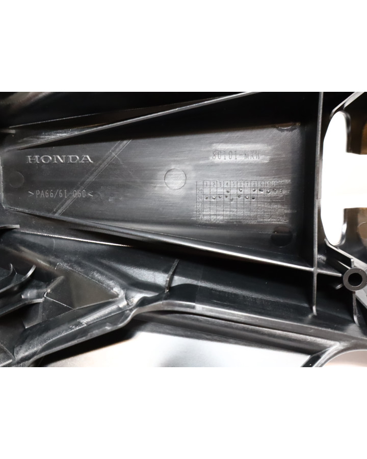 Honda NC750X, stänkskärm