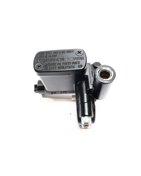 Cake Ösa, bromscylinder fram