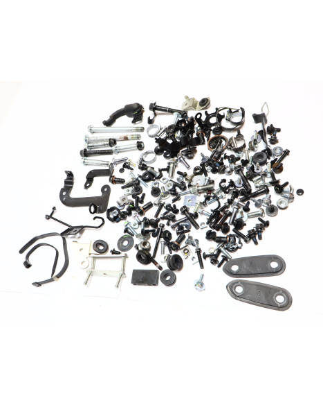 Yamaha YZF-R125, skruvkit