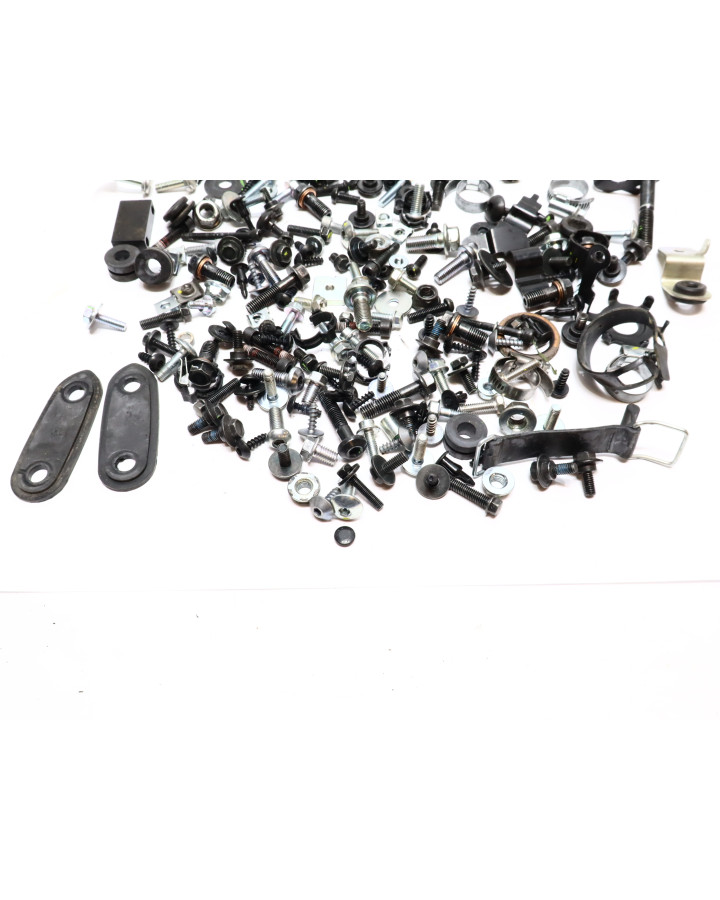 Yamaha YZF-R125, skruvkit