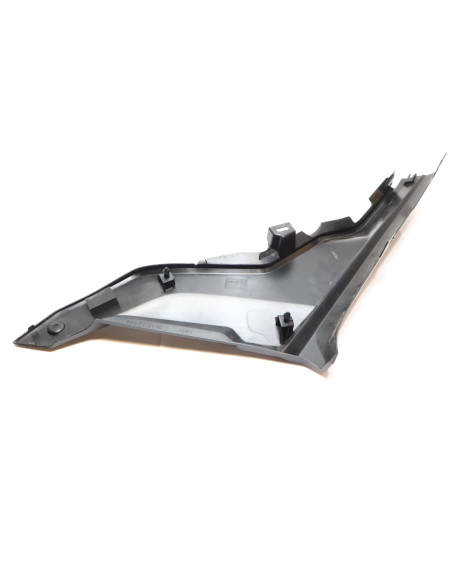 Yamaha YZF-R125, sidokåpa höger