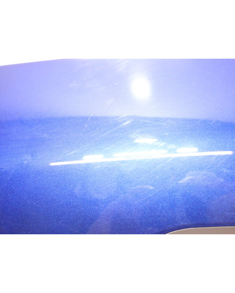 Yamaha YZF-R125, nedre sidokåpa vänster