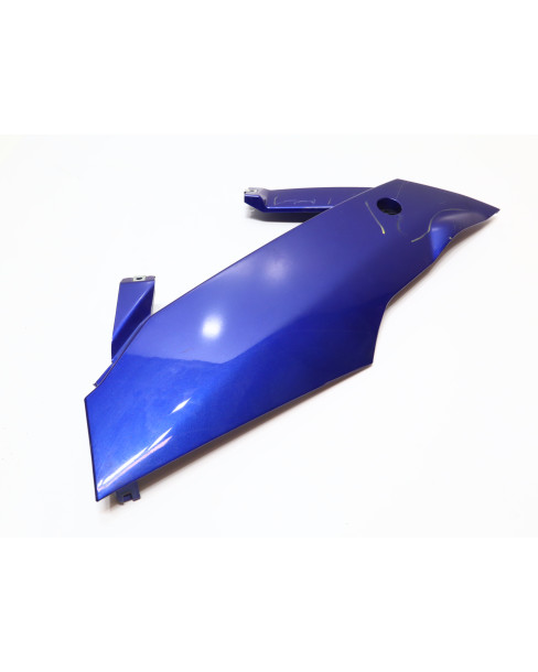 Yamaha YZF-R125, nedre sidokåpa vänster 2