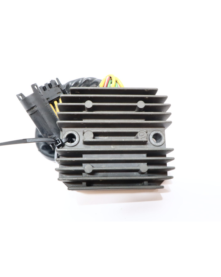 BMW F800ST, voltregulator