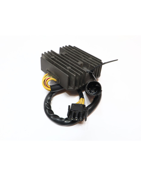 BMW F800ST, voltregulator