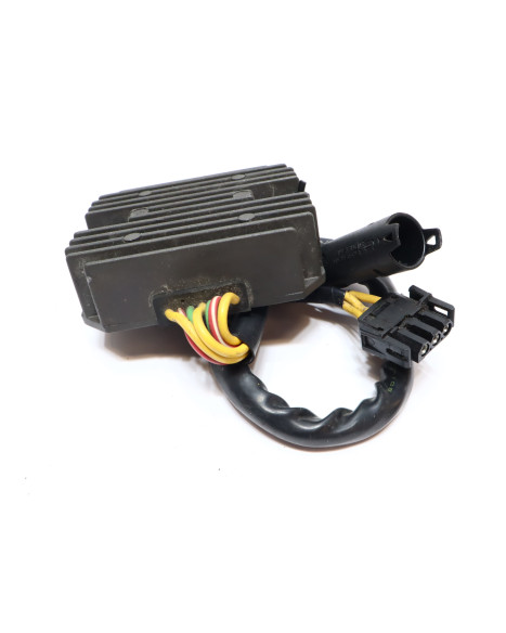 BMW F800ST, voltregulator