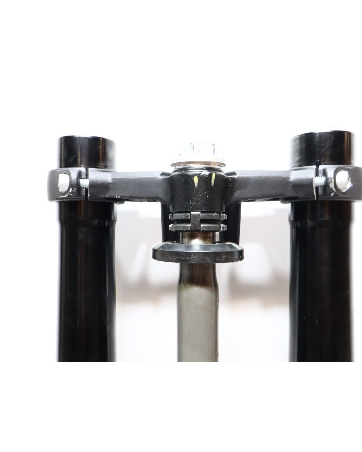 Yamaha YZF-R125, framgaffel