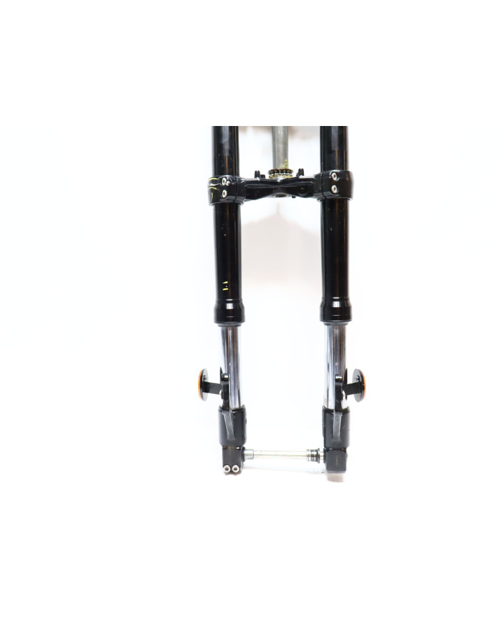 Yamaha YZF-R125, framgaffel