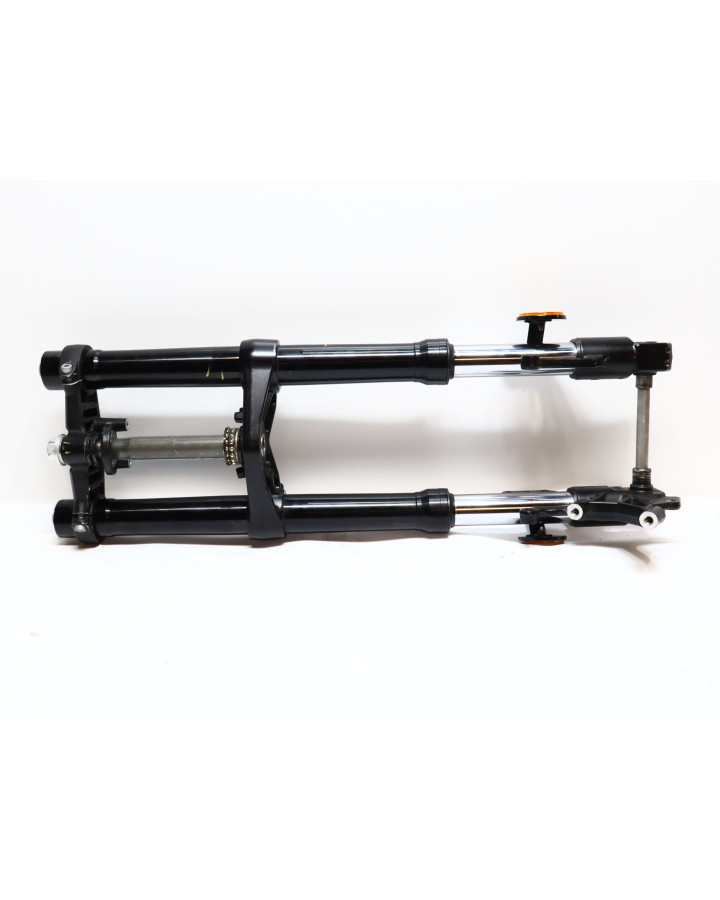 Yamaha YZF-R125, framgaffel