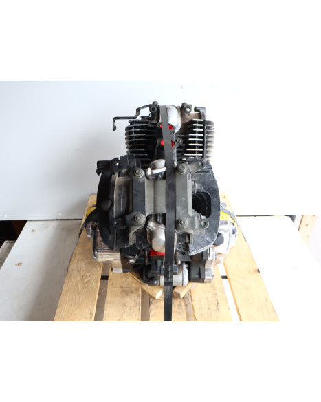 Yamaha XVS 650A Dragstar, motor