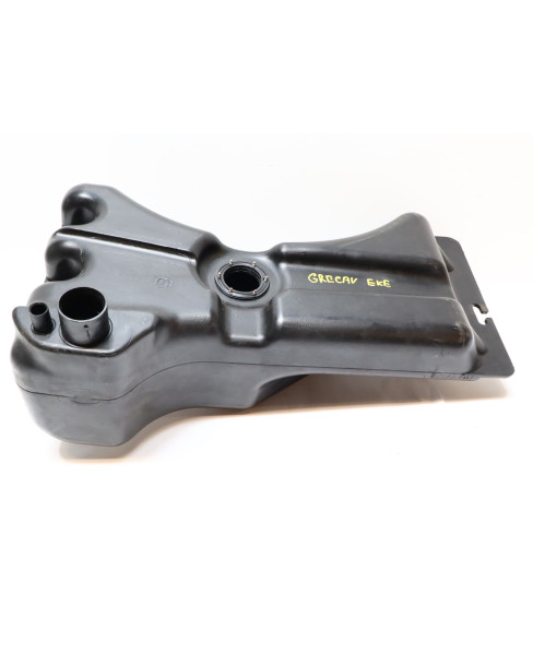 Grecav EKE, bränsletank