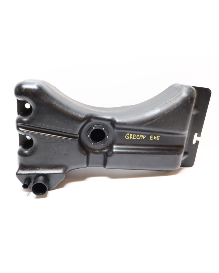 Grecav EKE, bränsletank