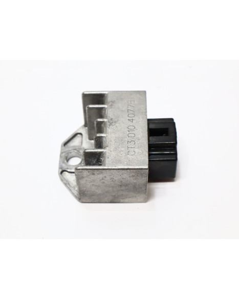 Peugeot Kisbee, voltregulator