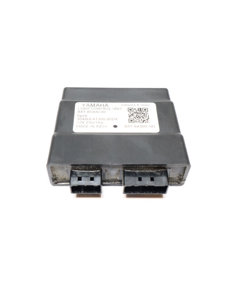 Yamaha MT-07, kontrollenhet framlykta