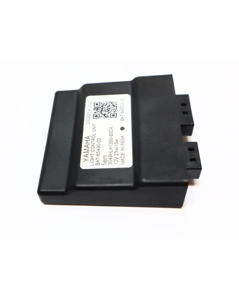 Yamaha MT-07, kontrollenhet framlykta