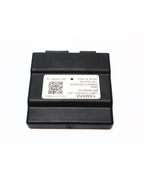 Yamaha MT-07, kontrollenhet framlykta