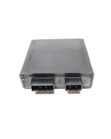 Yamaha MT-07, kontrollenhet framlykta