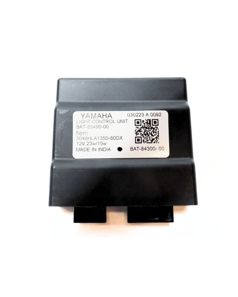 Yamaha MT-07, kontrollenhet framlykta