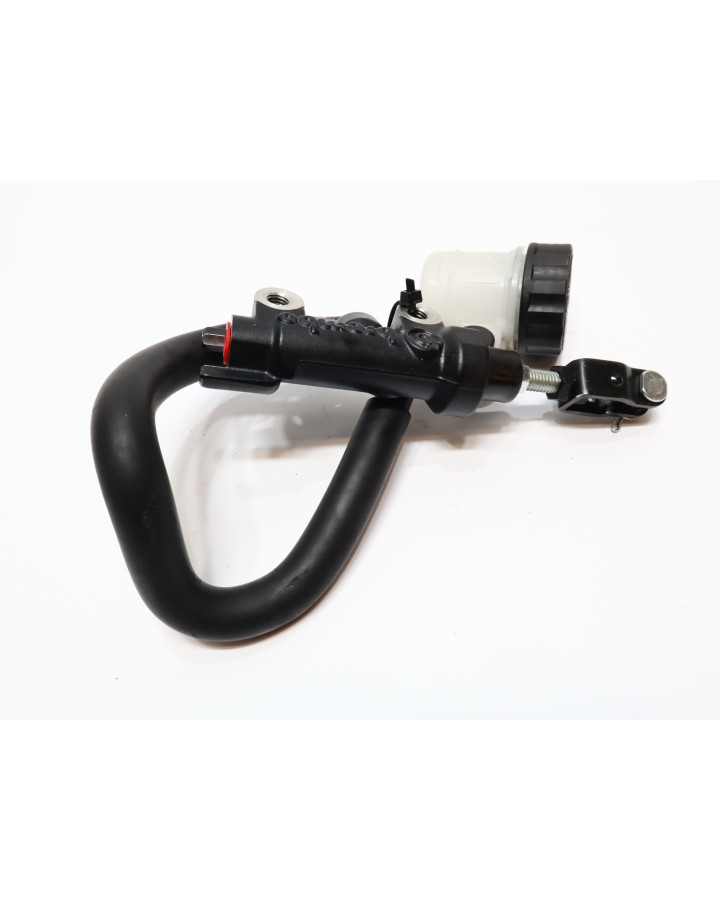 Yamaha MT-07, bromscylinder bak