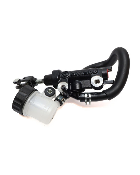 Yamaha MT-07, bromscylinder bak