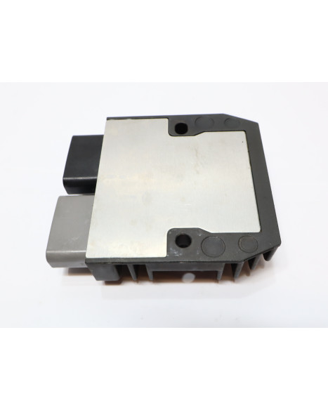 Yamaha MT-07, voltregulator