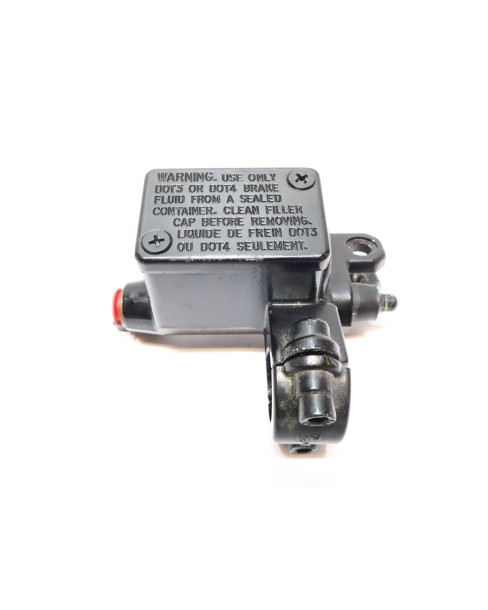 Peugeot Speedfight 3/4, bromscylinder fram