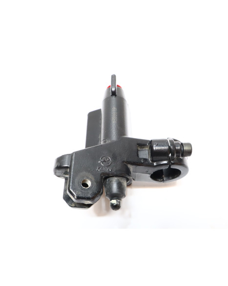 Peugeot Speedfight 3/4, bromscylinder fram