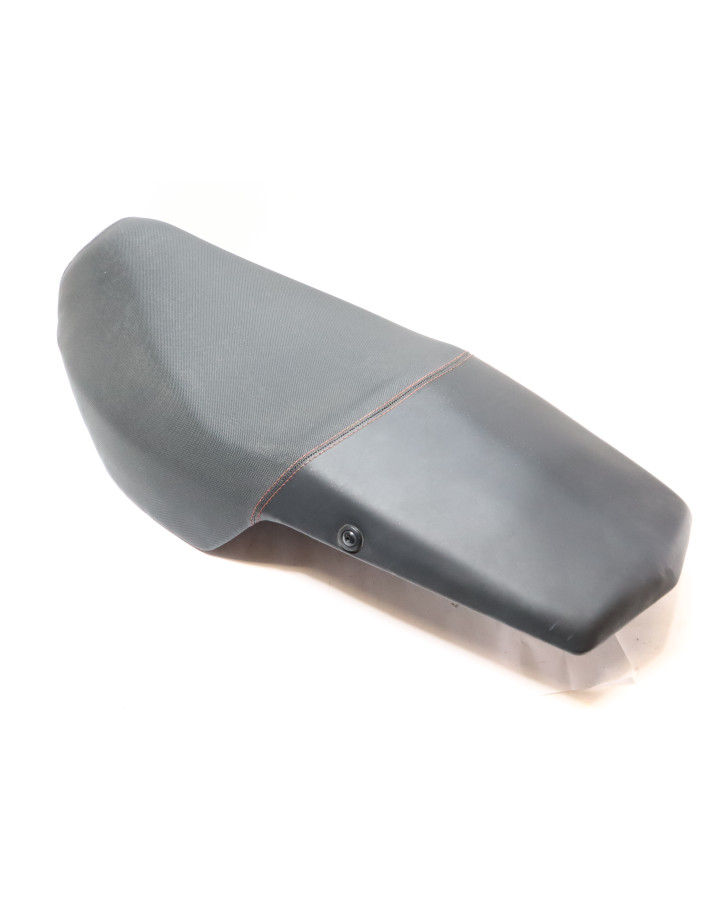 Peugeot Speedfight 3/4, sadel