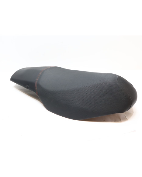 Peugeot Speedfight 3/4, sadel