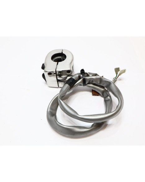 Yamaha XVS 650A Dragstar, omkopplare höger