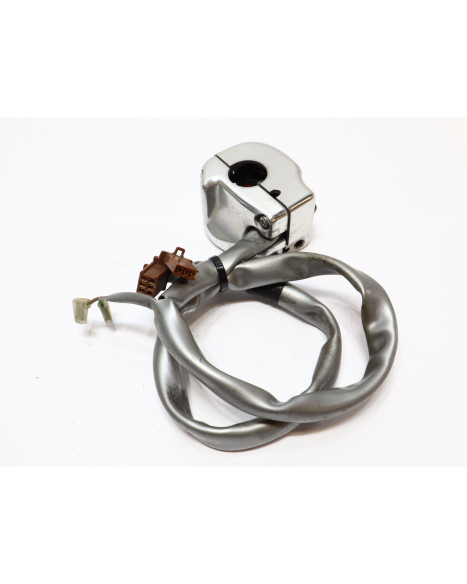 Yamaha XVS 650A Dragstar, omkopplare höger