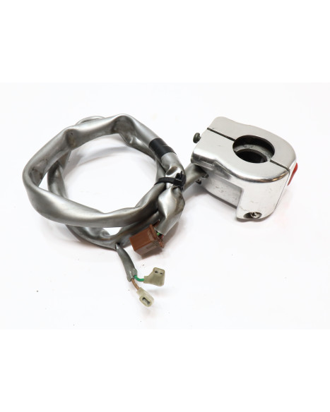 Yamaha XVS 650A Dragstar, omkopplare höger